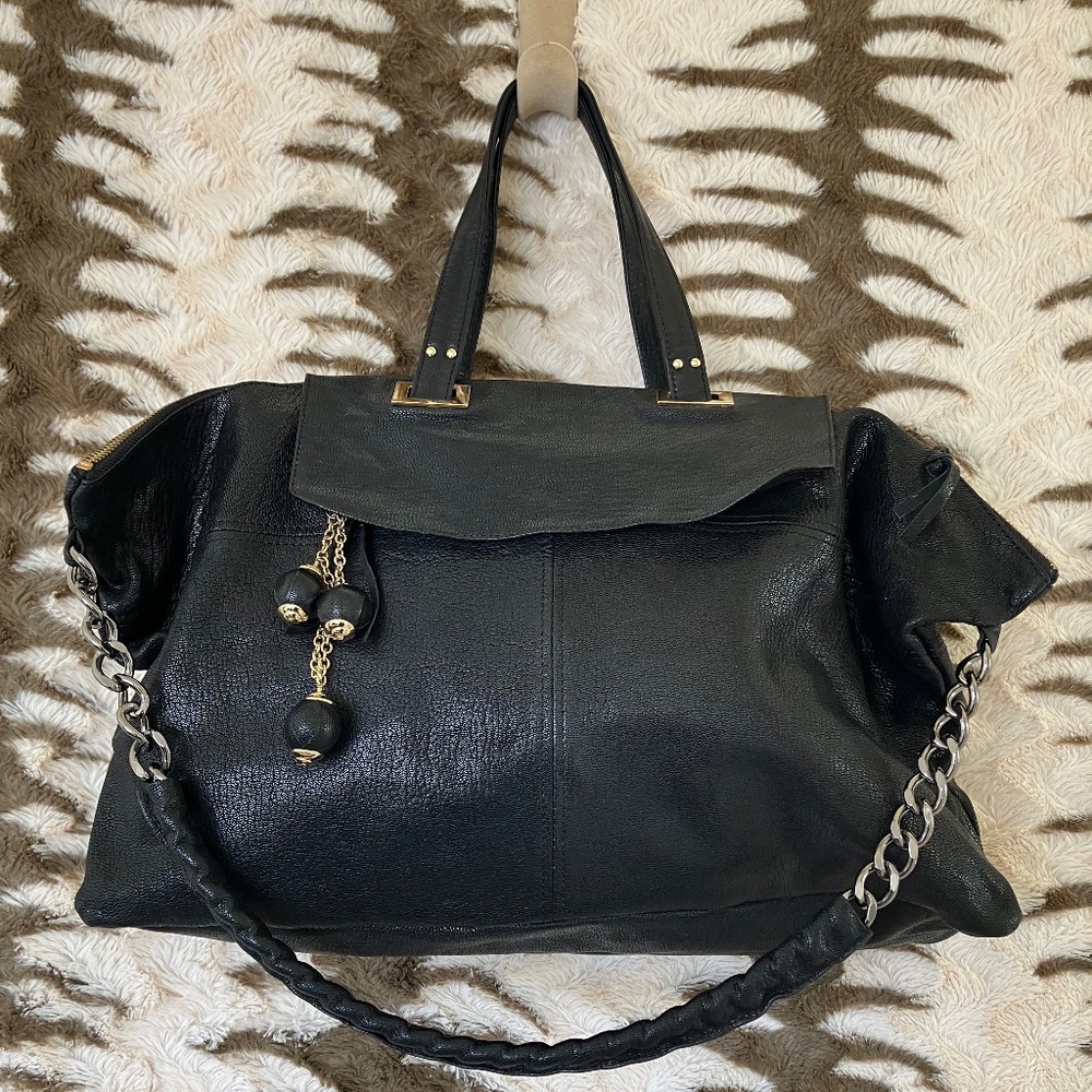 Tre Vero black bag used condition includes dust bag
